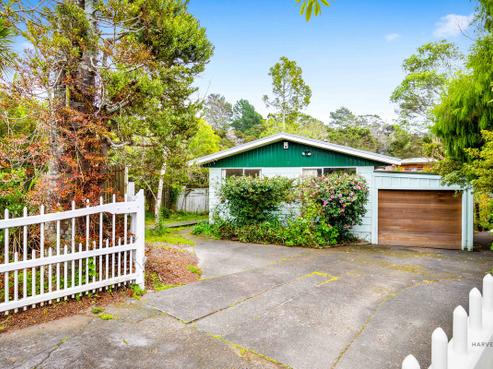 29 Onedin Place, Titirangi
