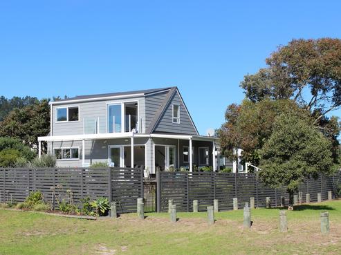277 Kenwood Drive, Matarangi