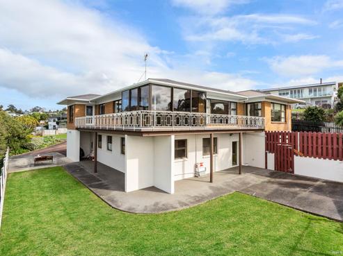 19 William Bayes Place, Red Beach