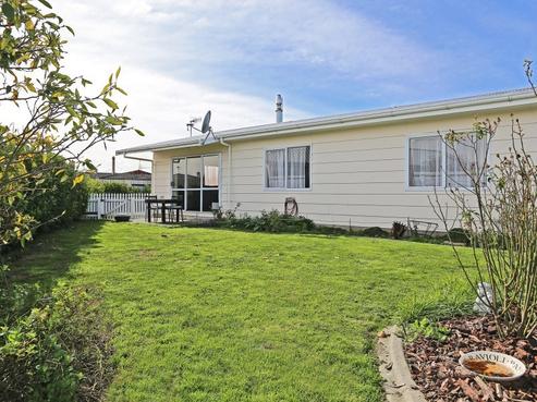 8A Tukes Place, Greenmeadows