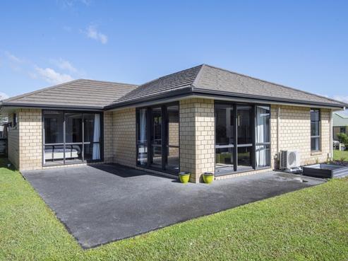 35 North Crest Drive, Onerahi