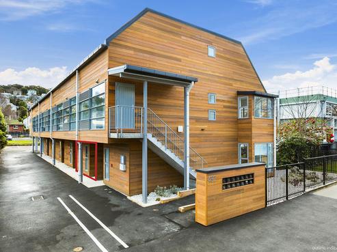 2/432 Great King Street, North Dunedin