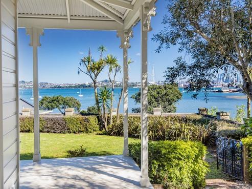 12 Jubilee Avenue, Devonport