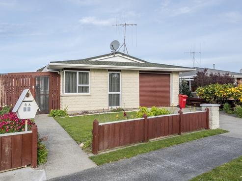 8A Alexander Place, Otaki