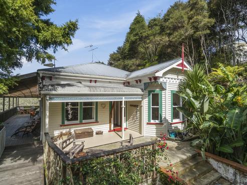 135 Wairere Road, Waitakere