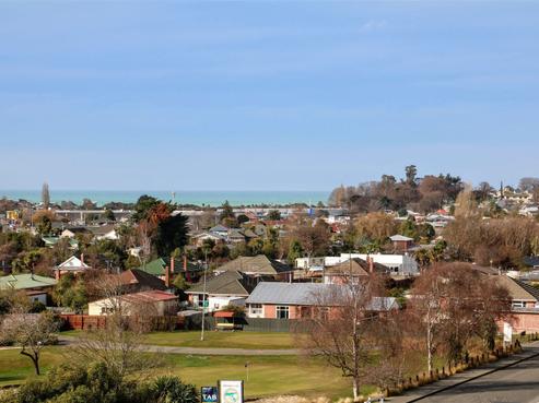 100 Douglas Street, Highfield