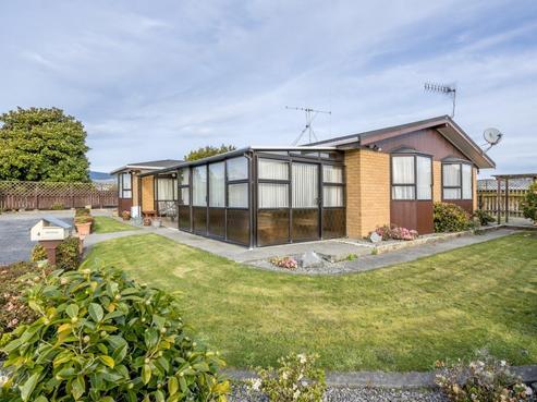 4 Nikau Place, Otaki