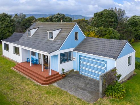 13 Hastings Street, Waikanae Beach
