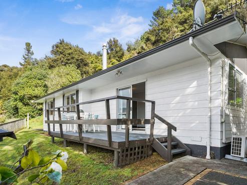 13 Tiroiti Grove, Stokes Valley