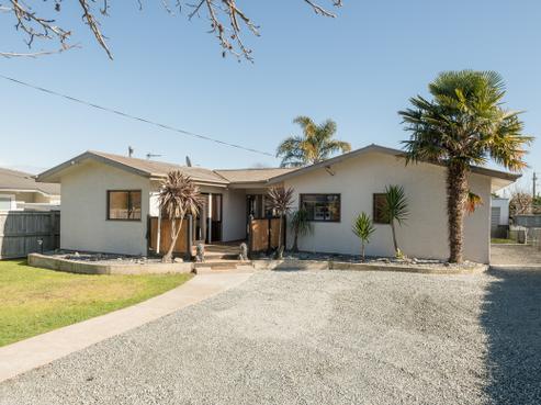 4 Titoki Street, Stoke