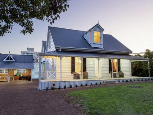 194 Hurstmere Road, Takapuna