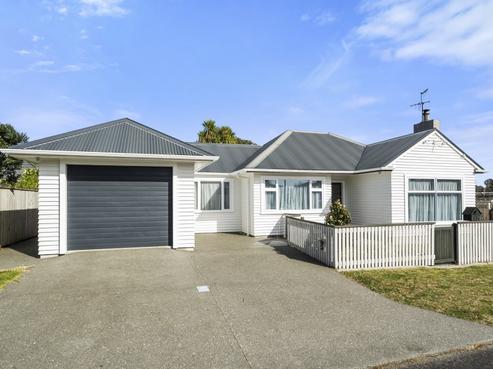 10 Karaka Grove, Raumati Beach