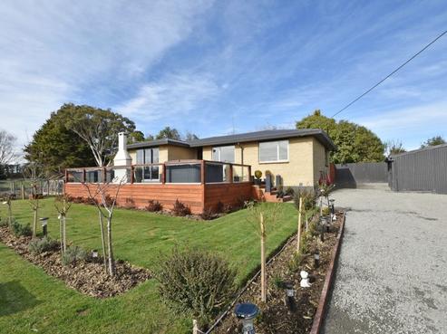 8 Second Street, Waimatua