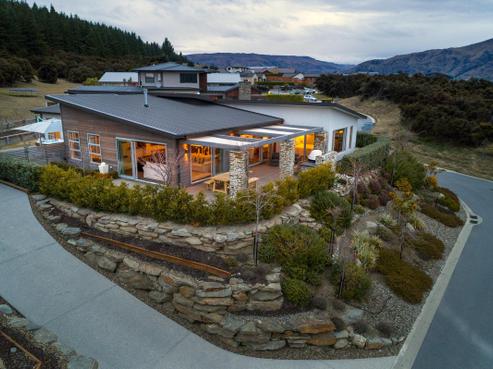 16 Edgewood Place, Wanaka