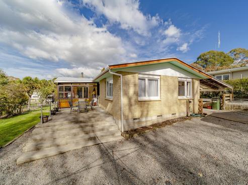11 Matthew Street, Waipawa