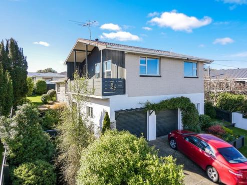 32 Scobie Road, Waverley