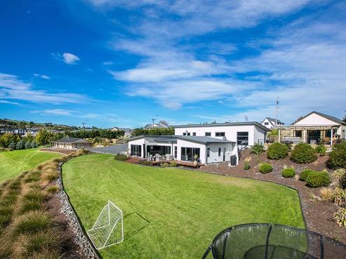 318 Brighton Road, Waldronville