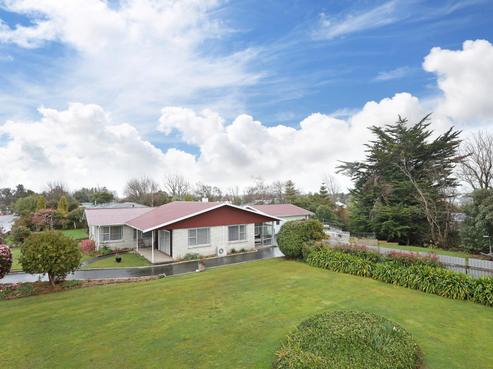 11 Bredins Line, Marton