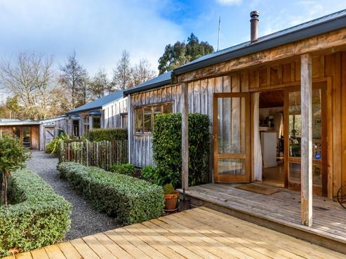 220 Caroline Drive, Maunganamu