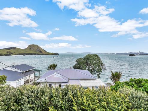 8 Ocean Beach Road, Whangarei Heads