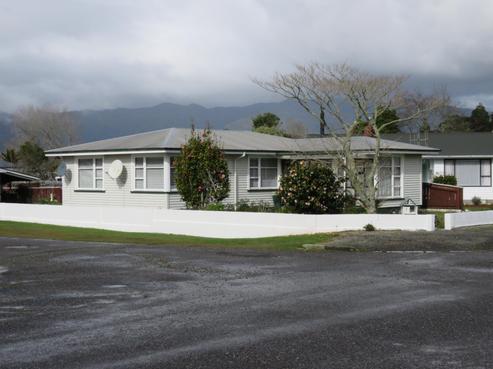 7 Eastons Road, Westport