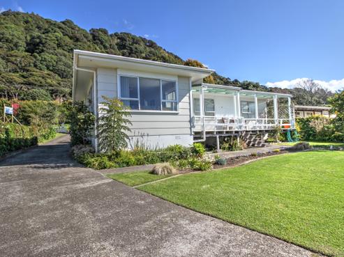 82 Pakeha Street, Matata