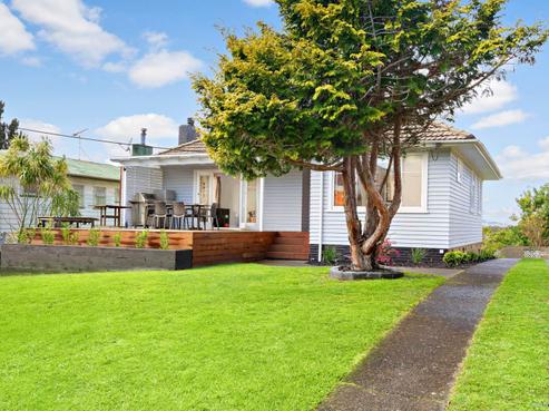 1 Merville Avenue, Te Atatu South