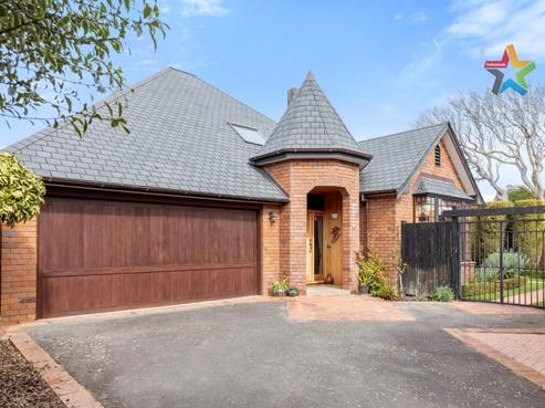 16A Maire Street, Woburn