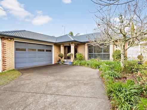 46 Helvetia Drive, Browns Bay