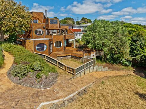 645 Beach Road, Rothesay Bay