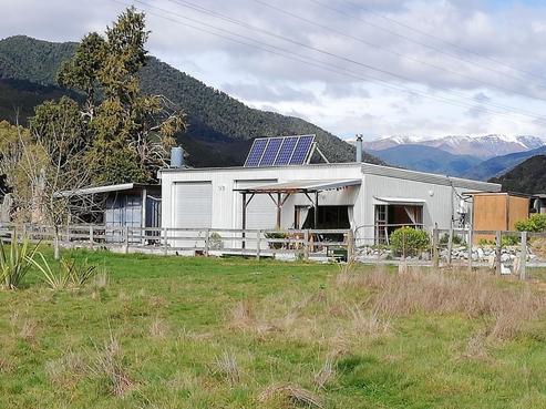 1301 Mangles Valley Road, Murchison