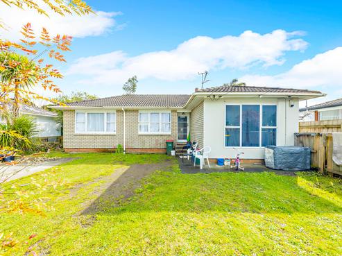 156 Manuroa Road, Takanini