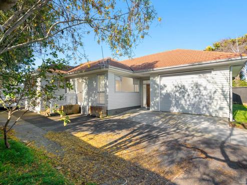 82 Gloucester Road, Manurewa
