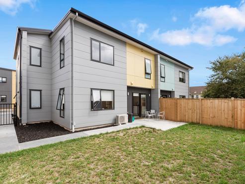 2/1 Joshua Lane, Hamilton East
