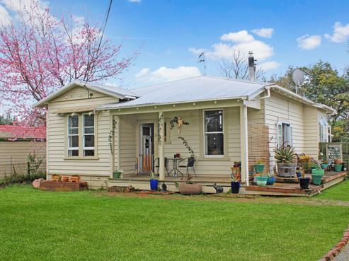 13 Otanga Street, Dannevirke
