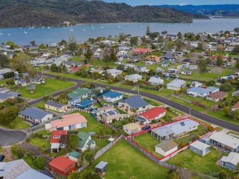 19 Dundas Street, Whitianga