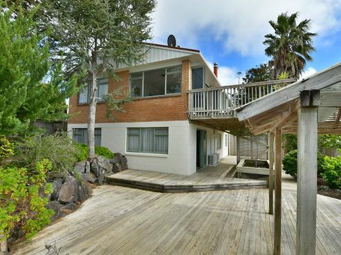 55 Braemar Road, Castor Bay