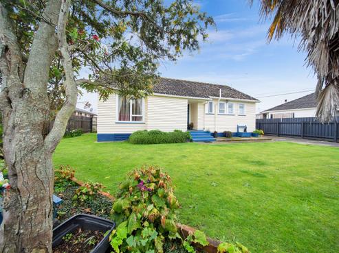 10 Robbins Crescent, Hawera