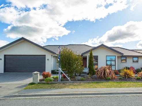 25 Geoff Geering Drive, Elgin