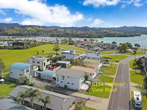 615A Harbour View Road, Whangamata