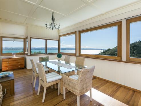6 Seapoint Road, Napier Hill