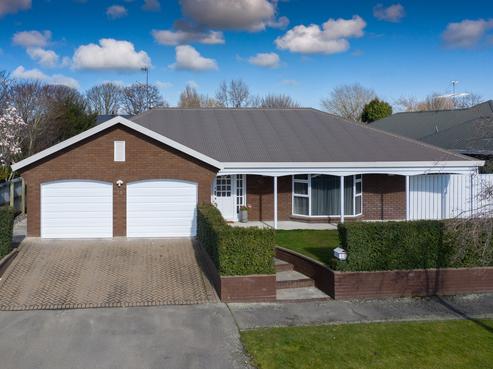 15 Reighton Drive, Allenton