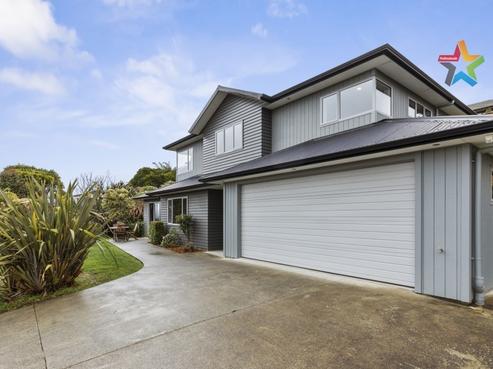 10 Swain Grove, Riverstone Terraces