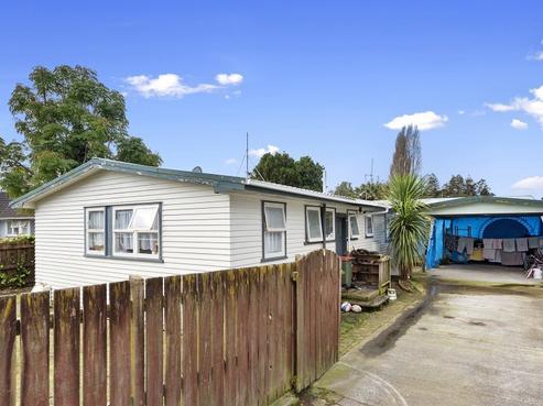 1 Kerrs Court, Bader