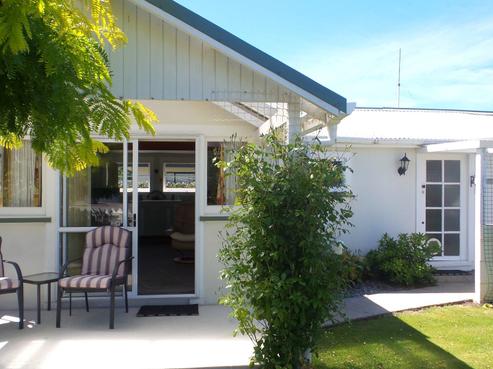 16 Studholme Street, Temuka