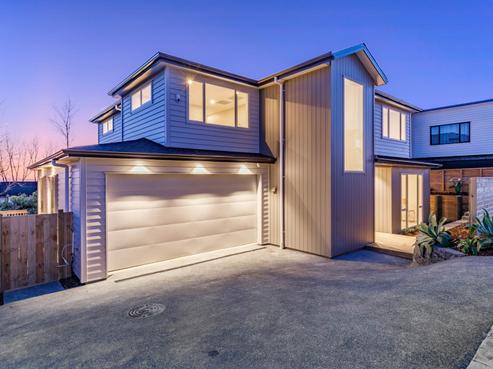 4 Santorini Rise, Bayview