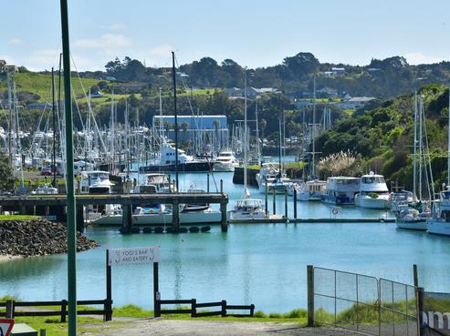 73 Pinecrest Drive, Gulf Harbour