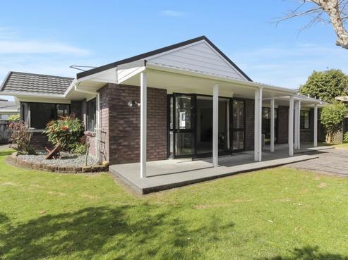 19 Karina Road, Merrilands