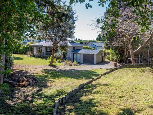 167 Weggery Drive, Waikanae Beach
