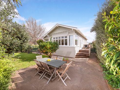 10 Crown Street, Royal Oak